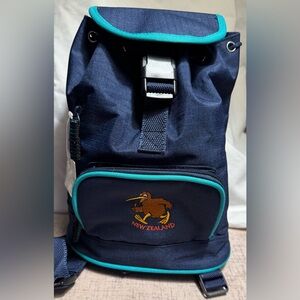 NEW Kids New Zealand Blue Backpack with the National Bird Kiwi adjustable straps
